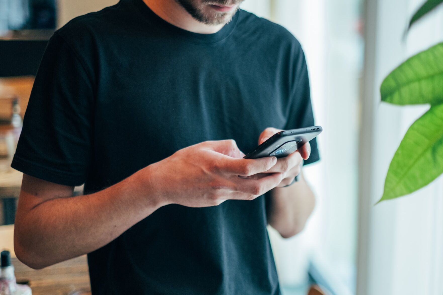 Texting is the death of the first date